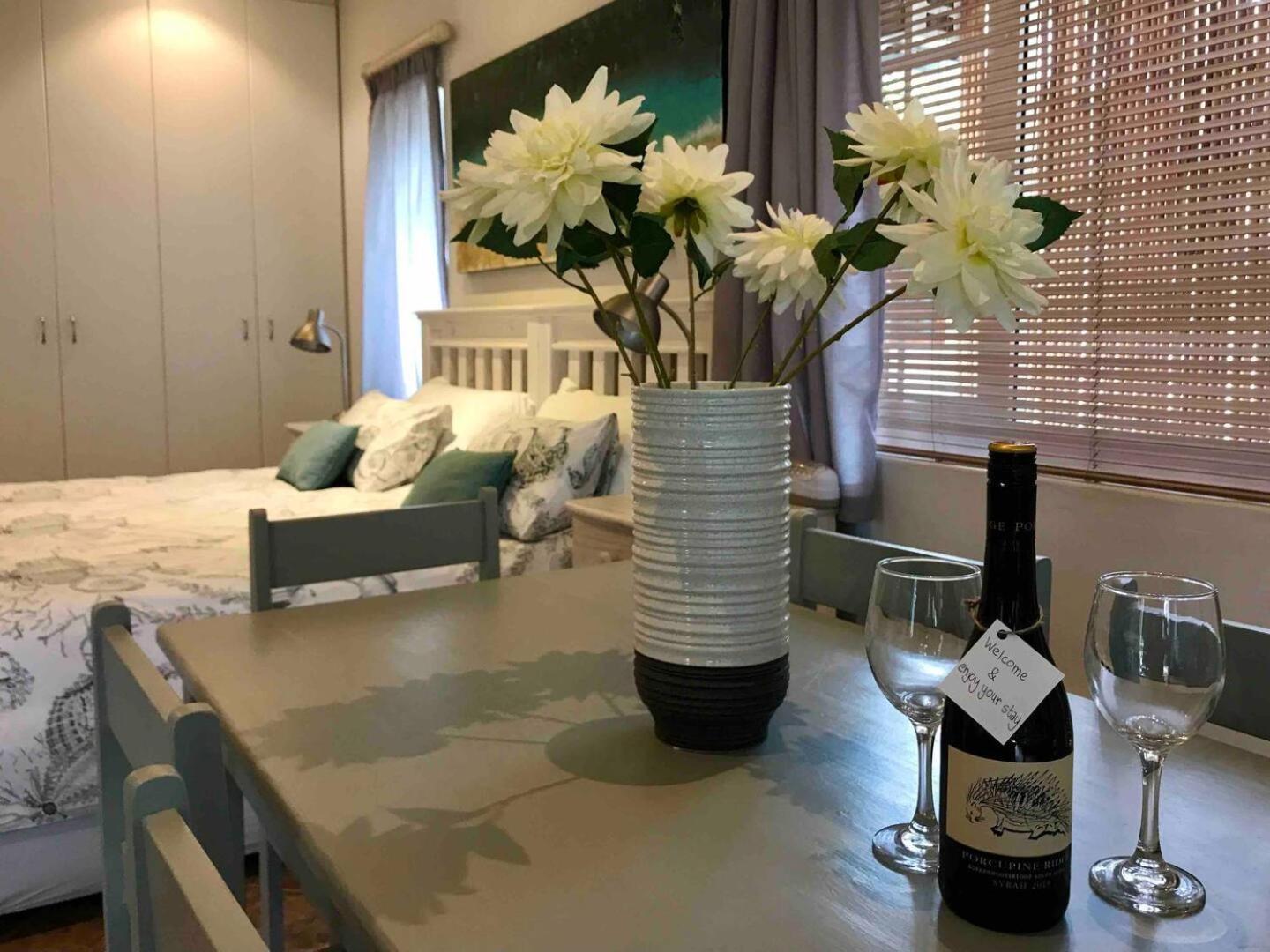 Cosy Private Cottage-Internet & Off Street Parking Port Elizabeth Bagian luar foto